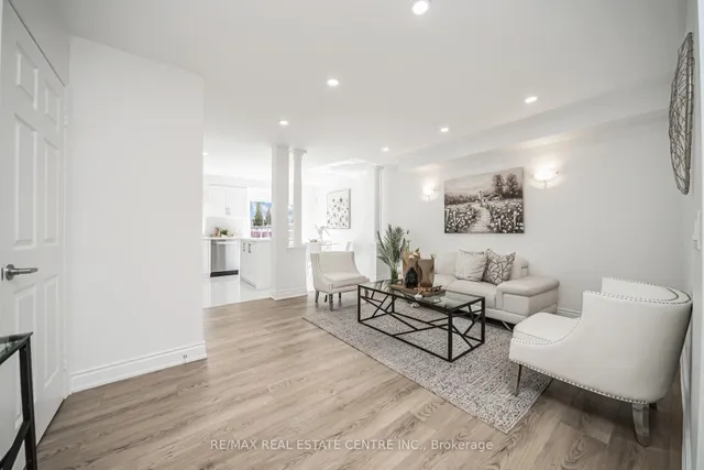 Additional image 11 of 126 Sandyshores Dr