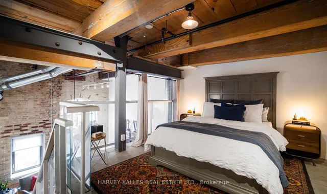 Additional image 14 of 363 Sorauren Ave Unit 111