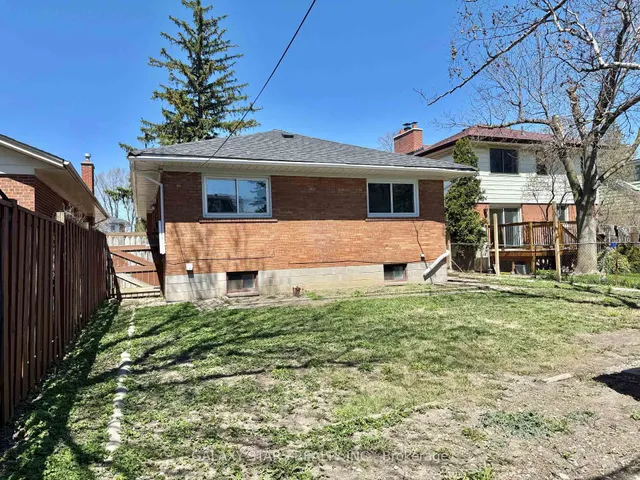 Additional image 47 of 57 Moorecroft Cres