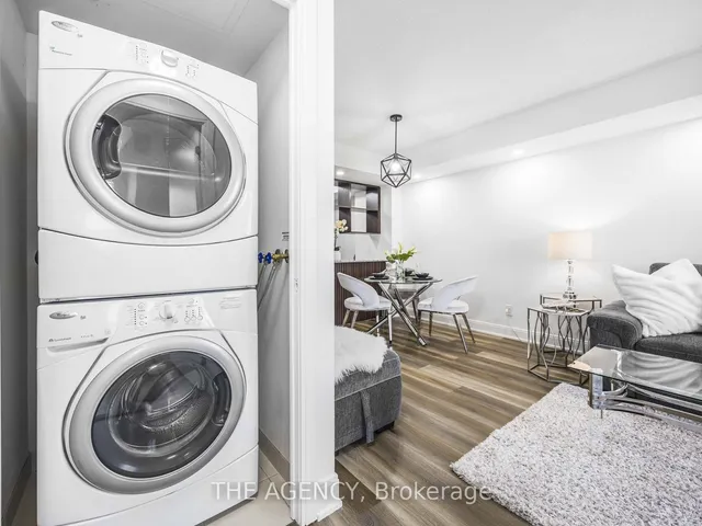 Additional image 24 of 125 Village Green Sq Unit 3308