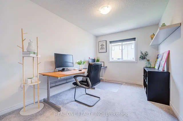 Additional image 32 of 31 Garlent Ave