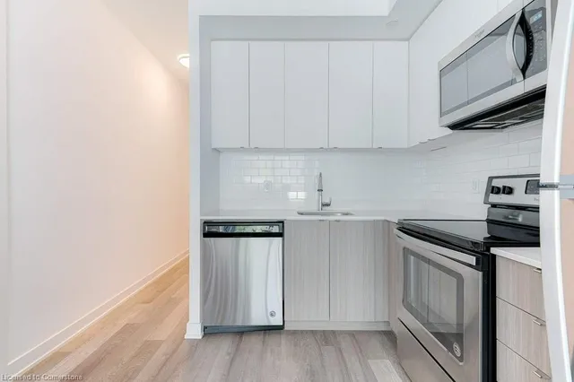 Additional image 9 of 5260 Dundas St Unit C207