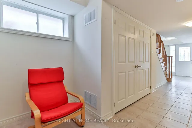 Additional image 24 of 72 Jeremiah Lane