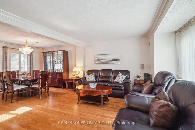 Additional image 3 of 38 Riverview Hts