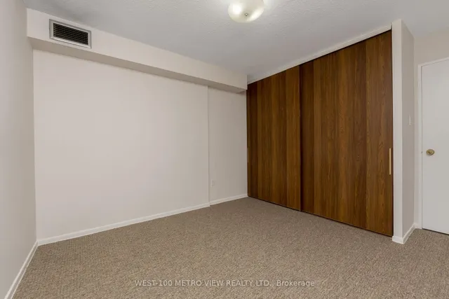 Additional image 9 of 15 Kensington Rd Unit 908