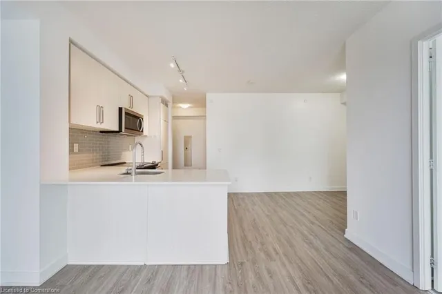 Additional image 14 of 5180 Yonge St Unit 1006