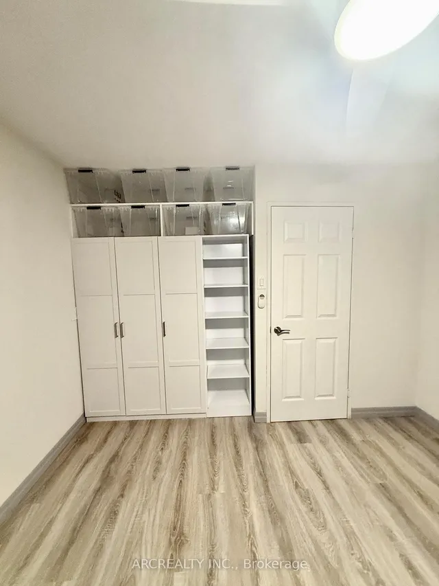 Additional image 24 of 4673 Jane St Unit 1007