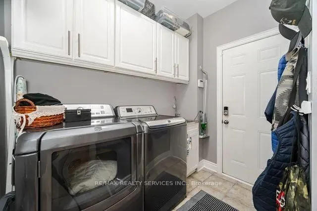 Additional image 21 of 17 Platform Cres