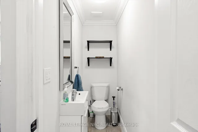 Additional image 18 of 15 East 24th St