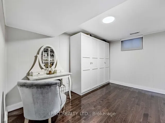 Additional image 24 of 33 Everett Cres