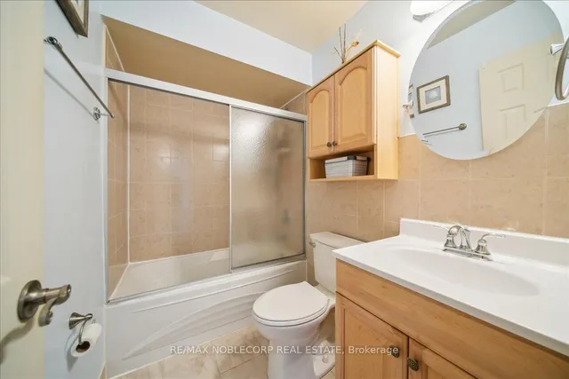 Additional image 21 of 340 Laurentian Ave