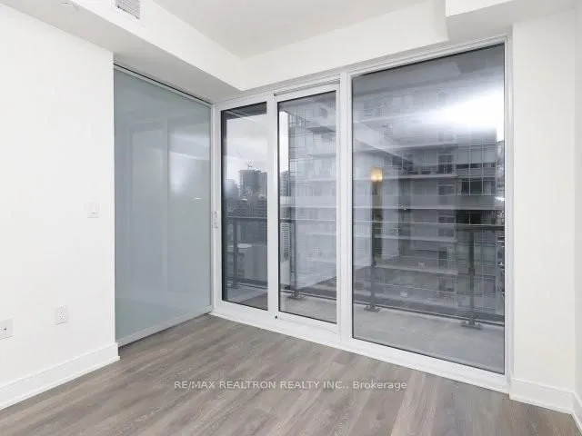 Additional image 9 of 89 McGill St Unit 2704