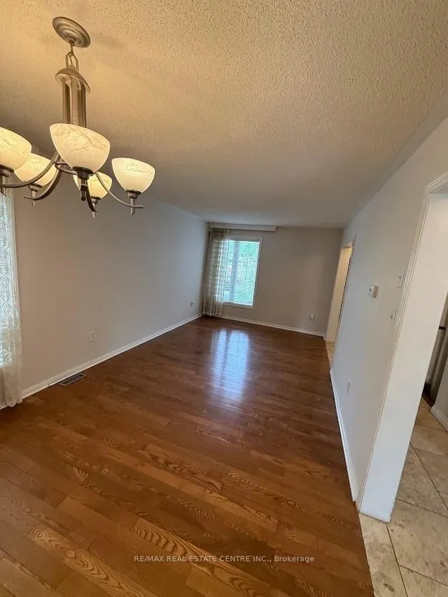 Additional image 8 of 5989 Sidmouth St