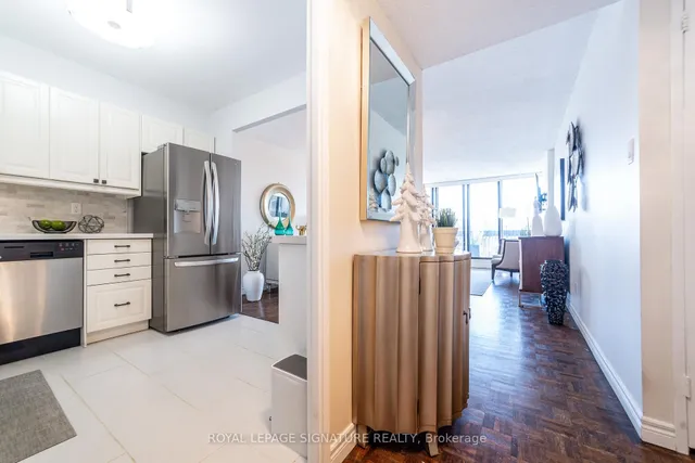 Additional image 6 of 10 Fashion Roseway Way Unit 406