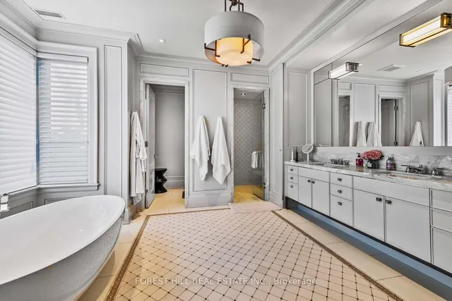 Additional image 22 of 221 Dunvegan Rd