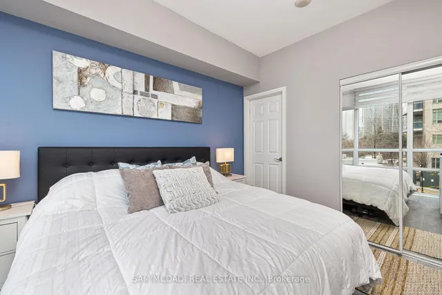 Additional image 27 of 90 Absolute Ave Unit Th119