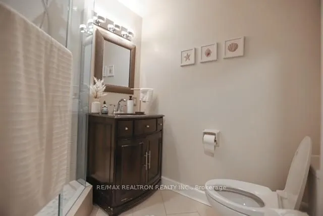 Additional image 11 of 401 Queens Quay Unit 403