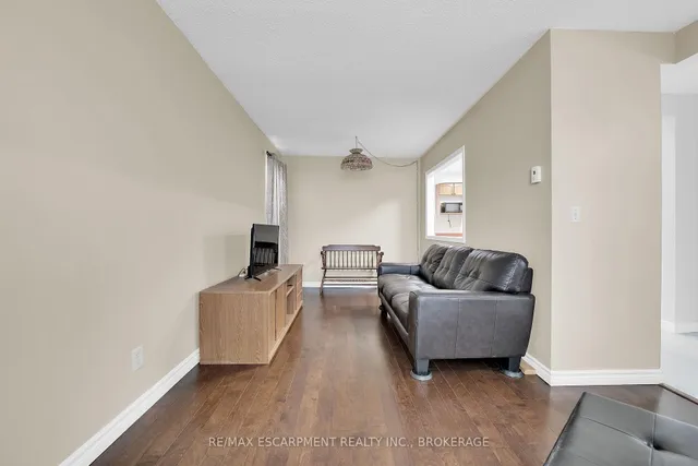 Additional image 15 of 164 Campbell Ave