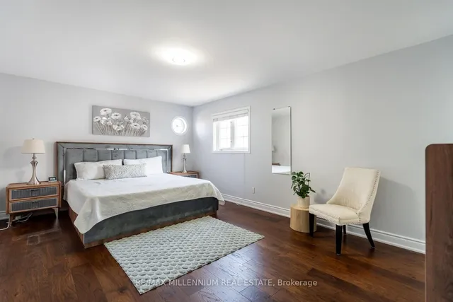 Additional image 35 of 62 Dunvegan Cres