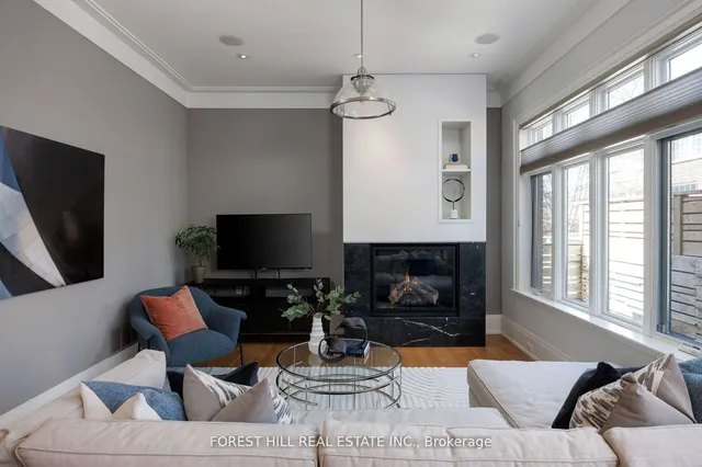 Additional image 13 of 102 Chaplin Cres