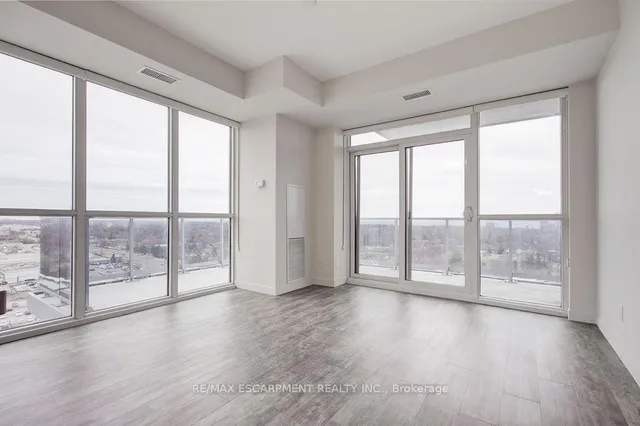 Additional image 7 of 2093 Fairview St Unit 1504