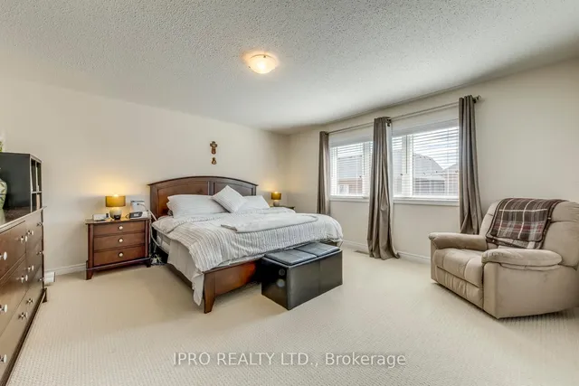 Additional image 21 of 11 Trentonian St