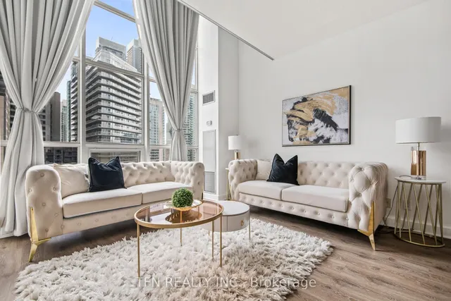 Additional image 18 of 36 Blue Jays Way Unit 918