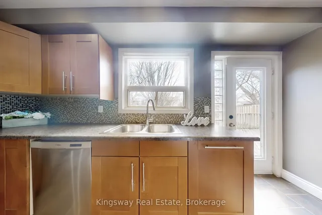 Additional image 31 of 7119 Fayette Circ