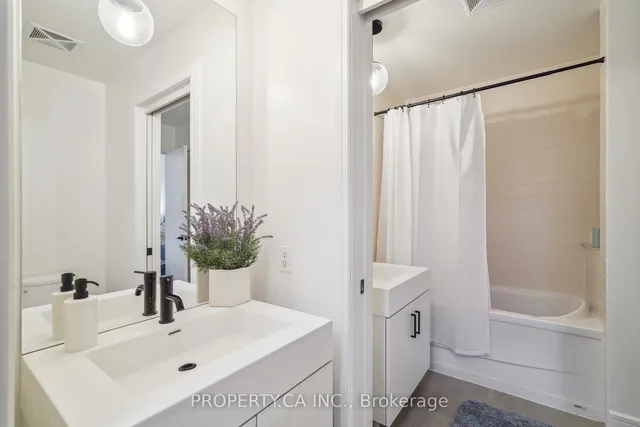 Additional image 23 of 112 George St Unit S417