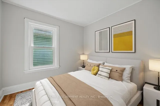 Additional image 25 of 15 Huron St