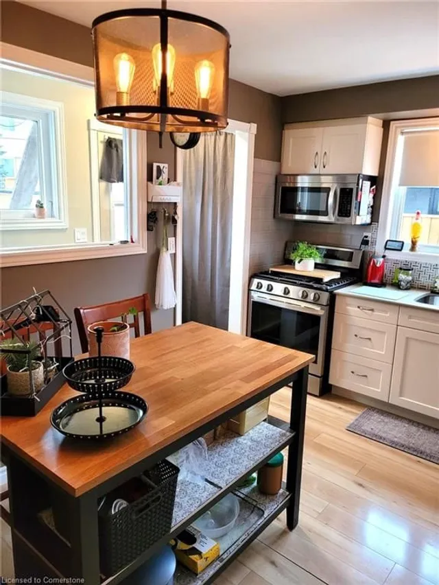 Additional image 10 of 273 Montmorency Dr