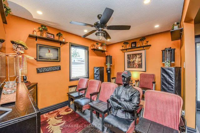 Additional image 10 of 14 Royce Ave