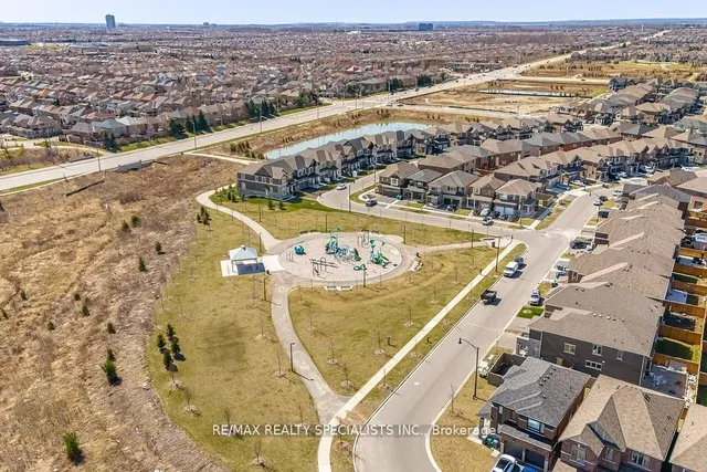 Additional image 46 of 52 Abercrombie Cres