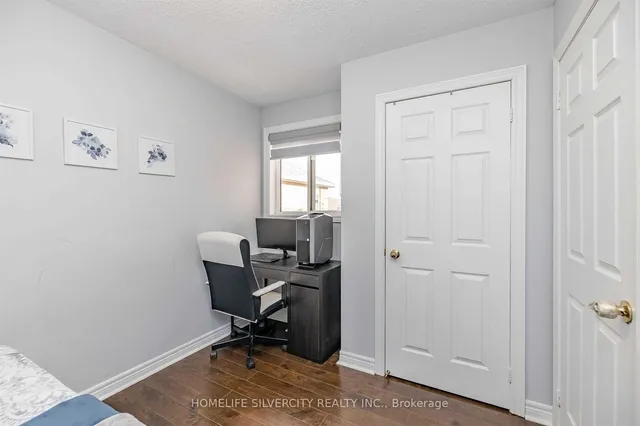 Additional image 25 of 39 Summerdale Cres