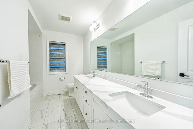 Additional image 33 of 462 Violet Gate