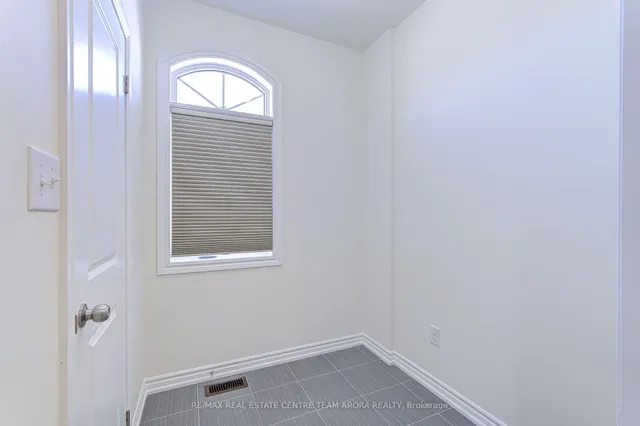 Additional image 8 of 19 Gilford St