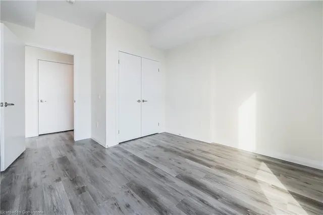 Additional image 22 of 60 Charles Street West Unit 1104