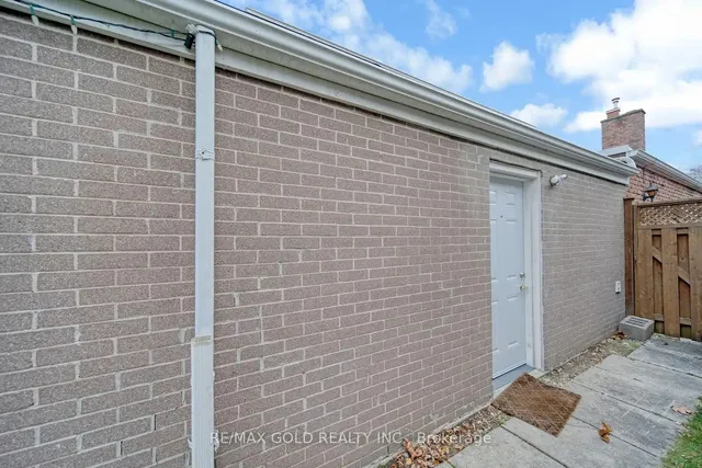 Additional image 45 of 59 Roberts Cres