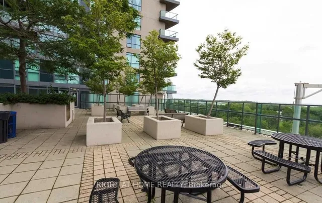 Additional image 35 of 219 Fort York Blvd Unit 2205