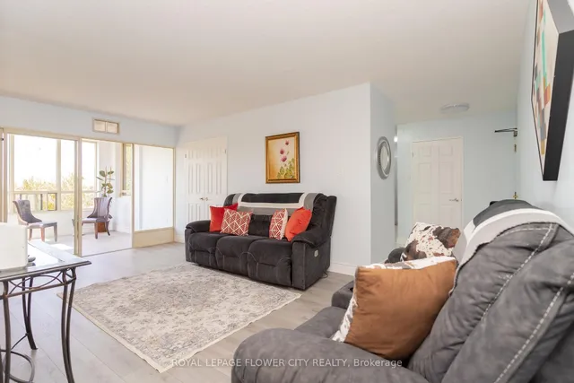 Additional image 10 of 20 Cherrytree Dr Unit 304