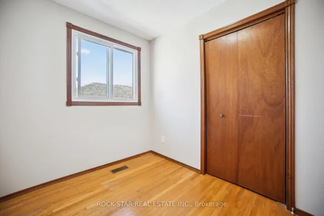 Additional image 23 of 11 Herbert Crt