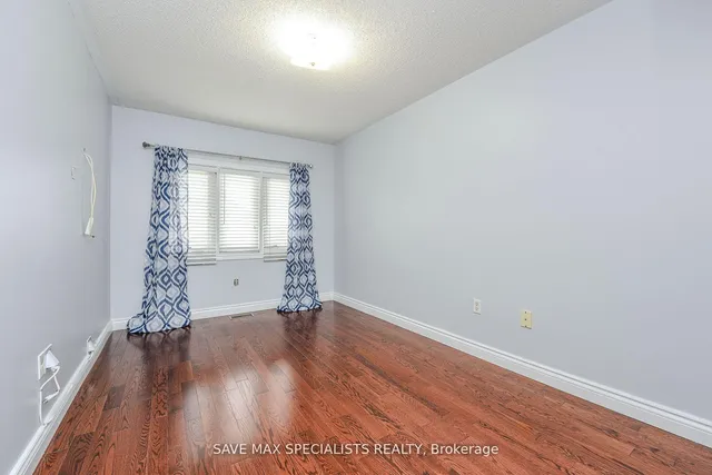 Additional image 25 of 622 Lumberton Cres