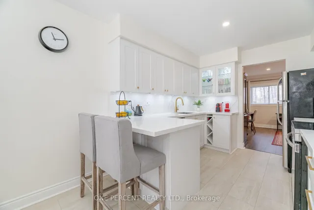 Additional image 11 of 2110 CLEAVER Ave Unit 228