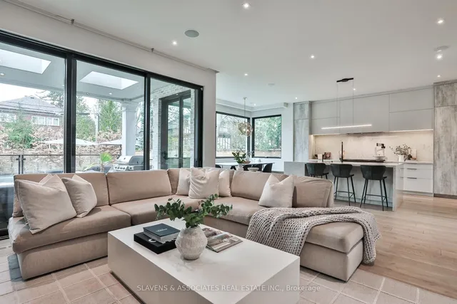 Additional image 9 of 216 Glenayr Rd