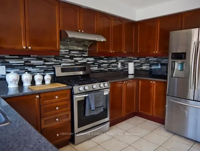 Additional image 35 of 8 Bayridge Dr