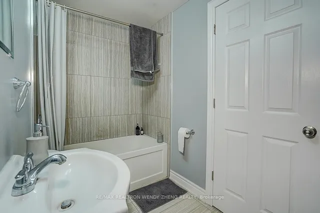 Additional image 16 of 245 Montrose Ave