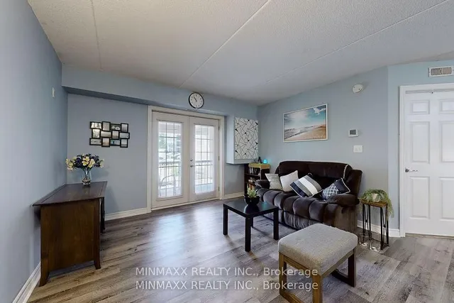 Additional image 10 of 1360 Main St Unit 108