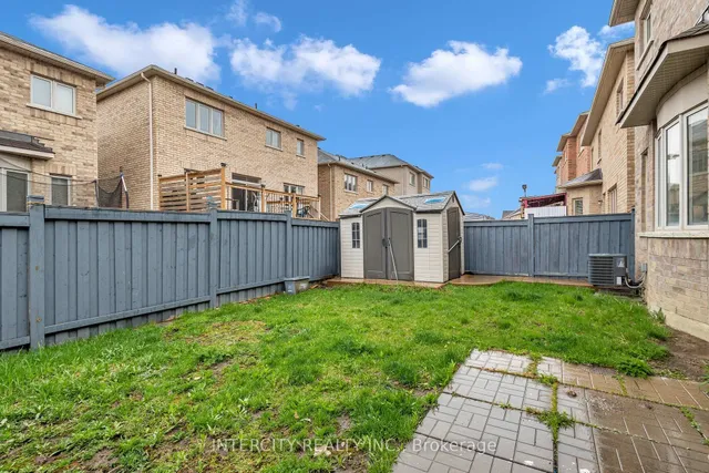 Additional image 45 of 98 Lola Cres