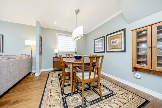 Additional image 14 of 738 Robertson Cres