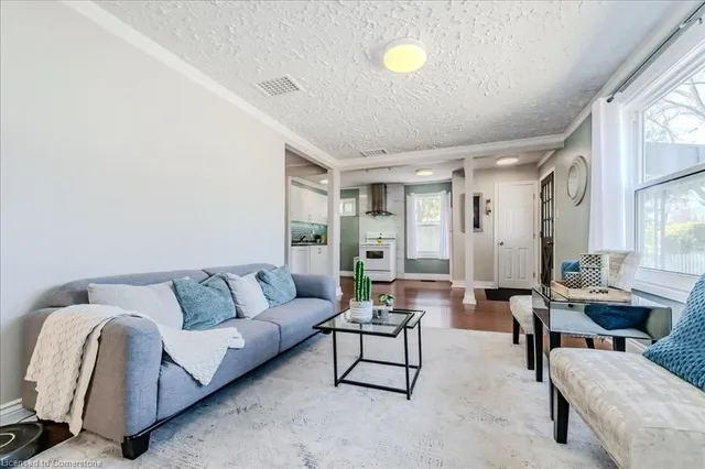 Additional image 14 of 91 Glen Rd